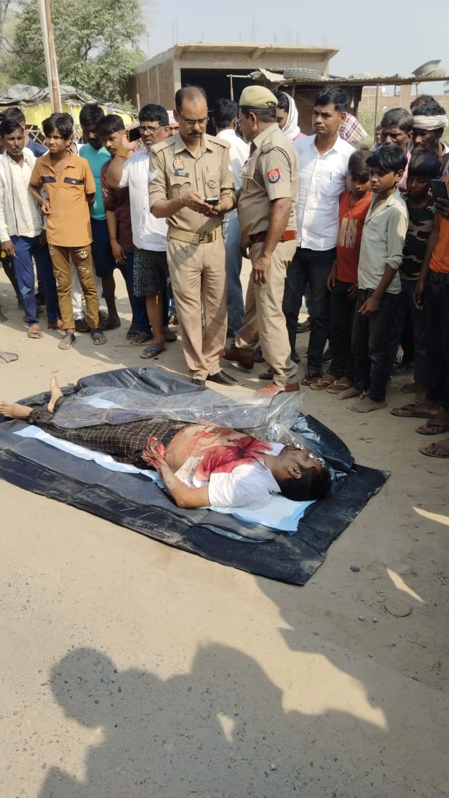 राजापुर में दर्दनाक सड़क हादसा पति-पत्नी की मौके पर मौत